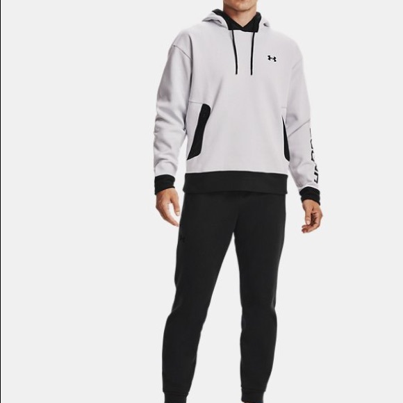 Super Cozy UNDER ARMOUR Recovery Fleece Hoodie. - Picture 8 of 12